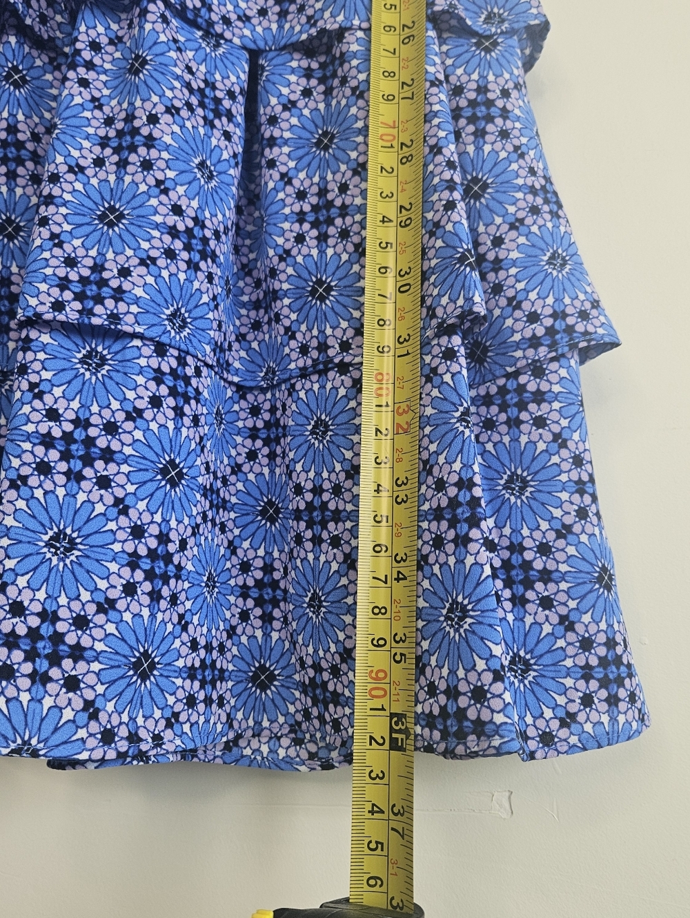 Vibrant Blue Mosaic Print Tiered Midi Sleeveless dress Sz 10 fit & flare Summer - Picture 9 of 9
